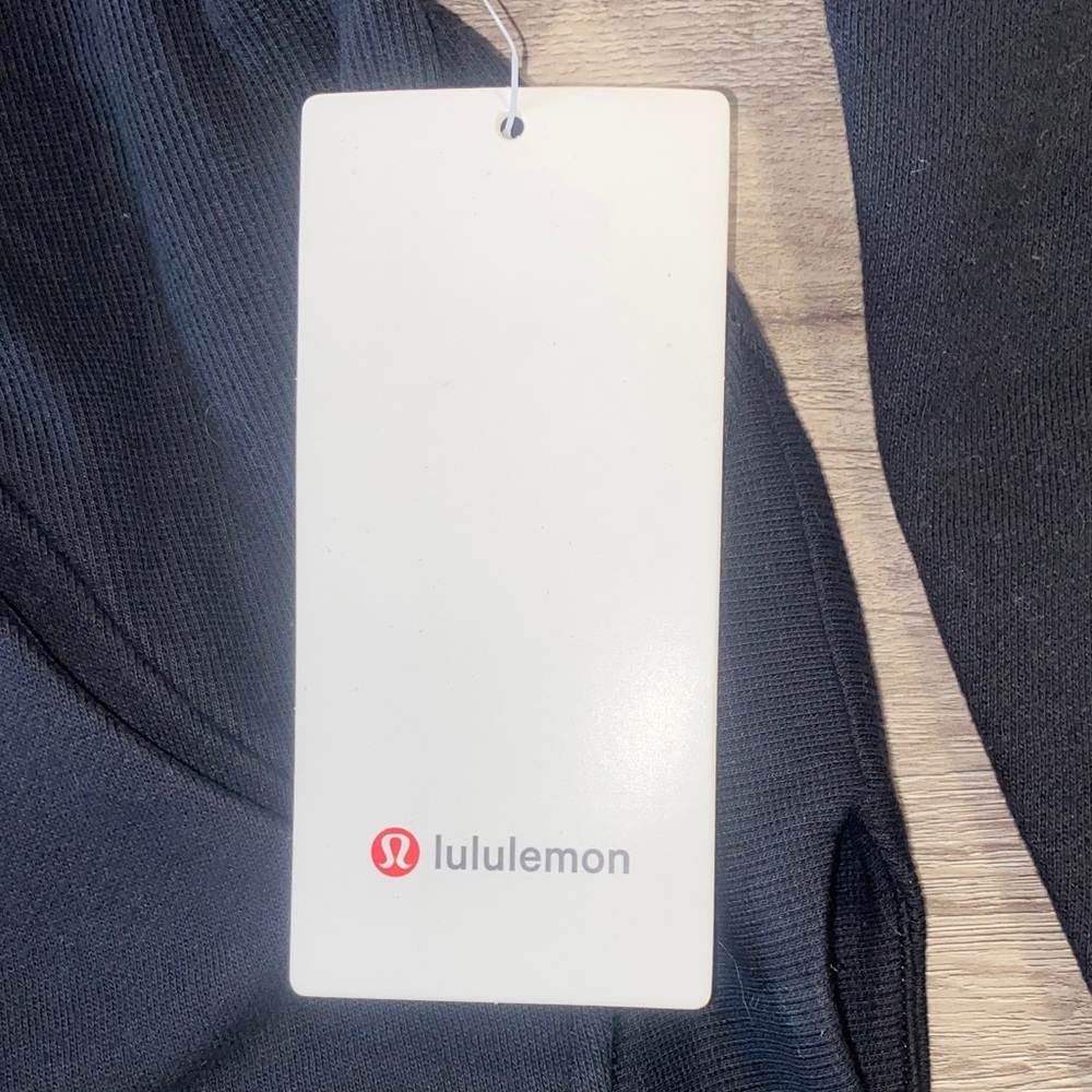 lululemon athletica Scuba Oversized Side-Slit Hoodie - Picture 3 of 5